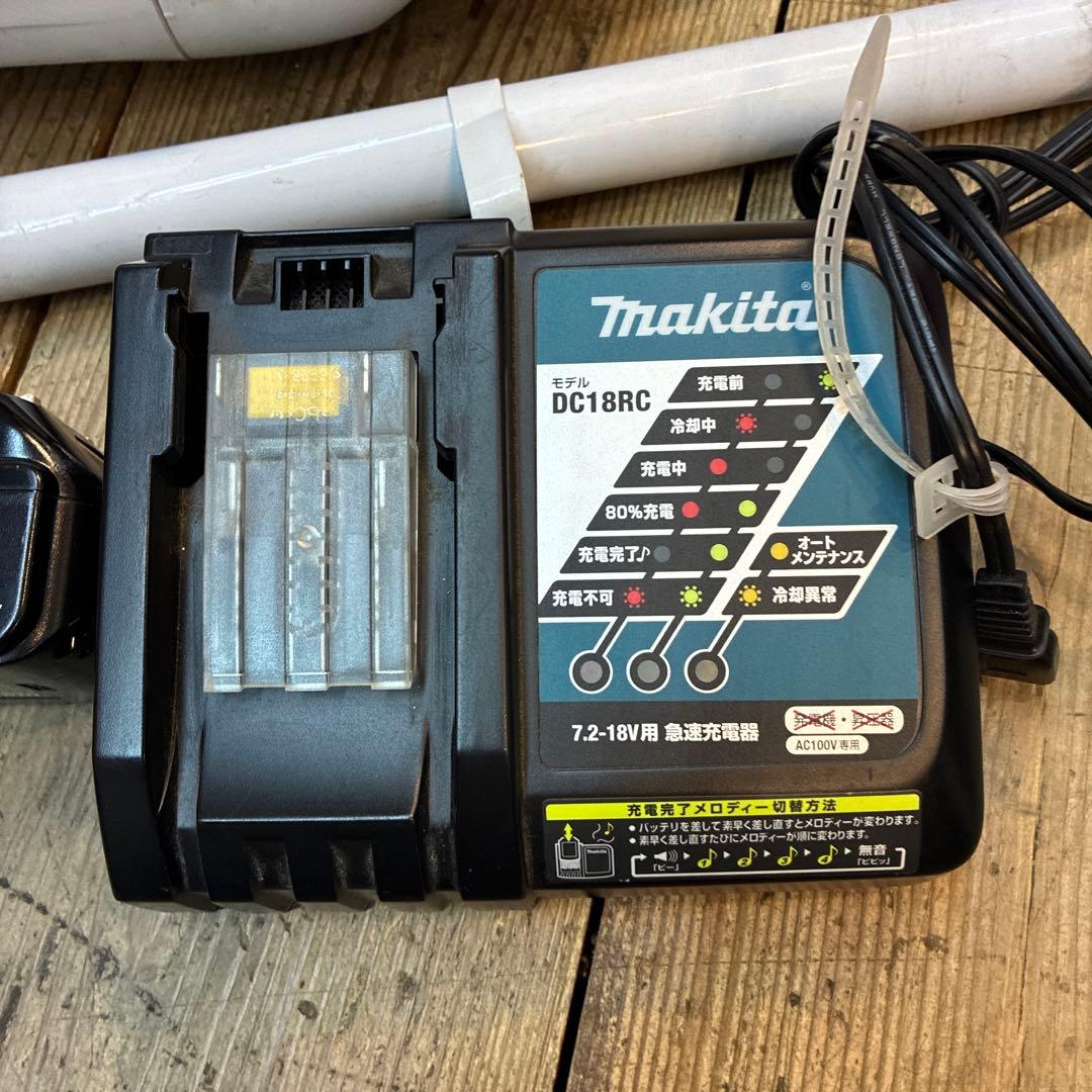 Makita 充電式クリーナー CL180FD 本体＋バッテリー＋充電器