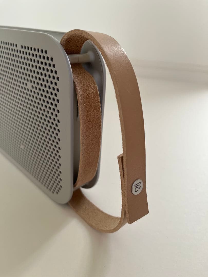 B&O PLAY A2 Bluetoothスピーカー
