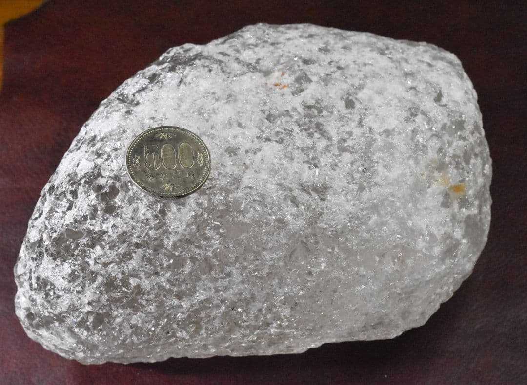 ★タンザニア マニャラ州 kiteto kondowa産クォーツ レインボー入り