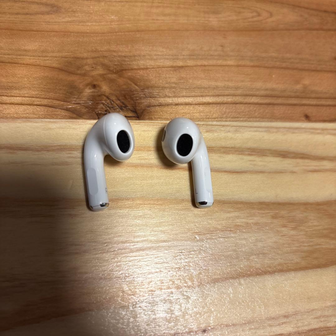 AirPods 第三世代