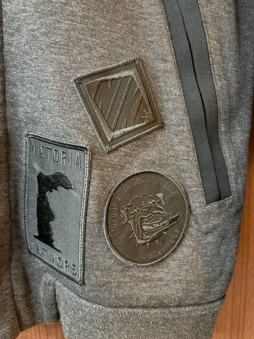 NIKE ナイキ　テックフリース　デストロイヤースタジャン　ブラックローズ