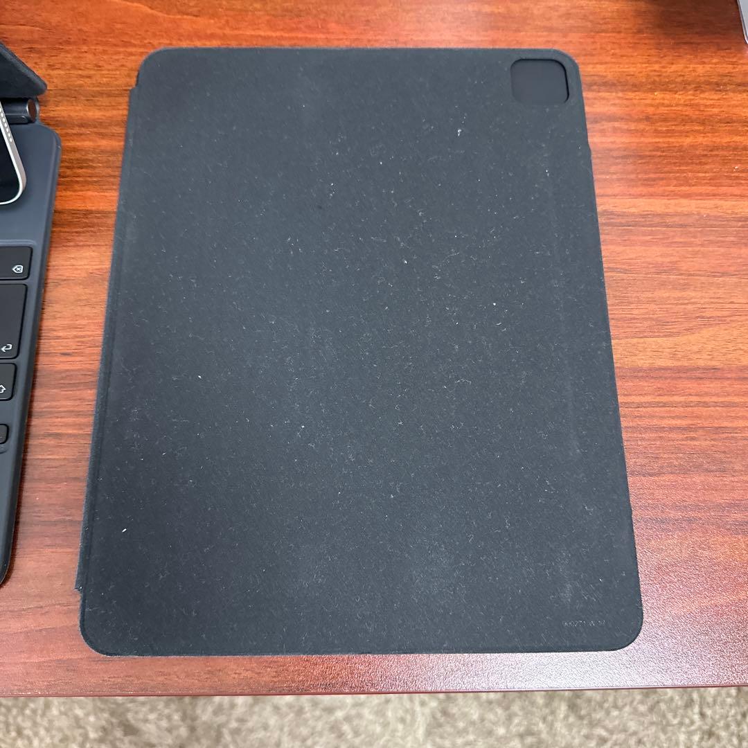 iPad Pro (12.9インチ) 第4世代 256GBマジックキーボード付き