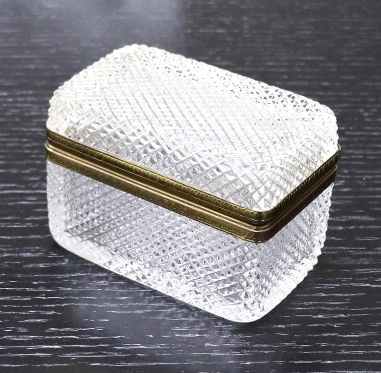 オールド・バカラ レア型 ディアマン・ビゾー ブロンズ装飾 ジュエリーボックス