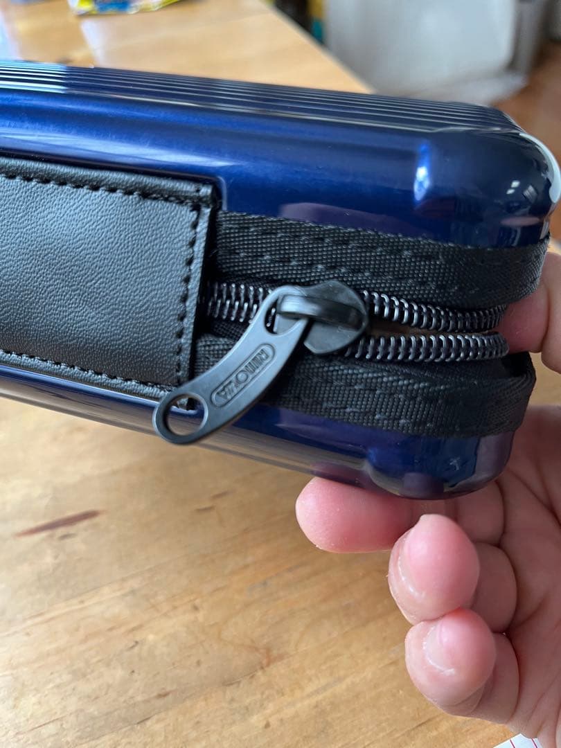 【絶品】RIMOWA ネイビー トラベルポーチ タイ国際航空