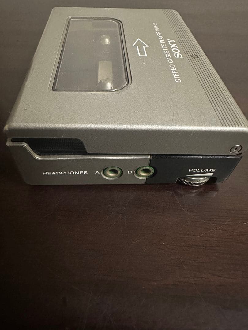 ジャンク　SONY カセットウォークマン WM-2 シルバー