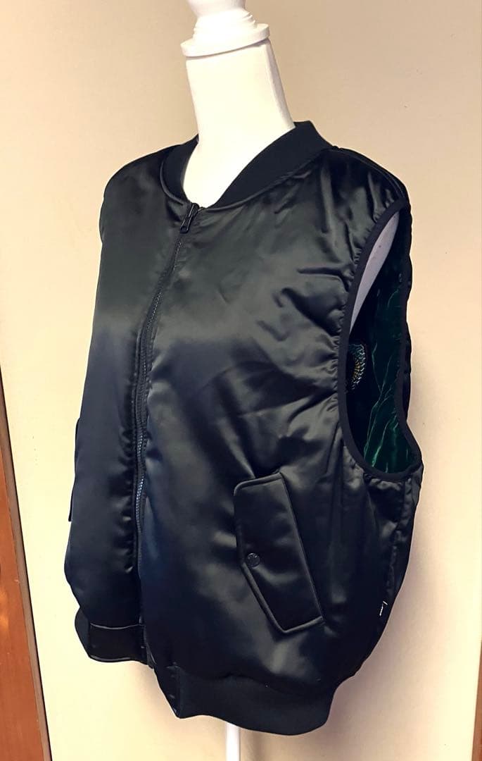 【殆ど未使用】ヴァンズ VANS コラボma-1スカジャン風中綿入りベスト M