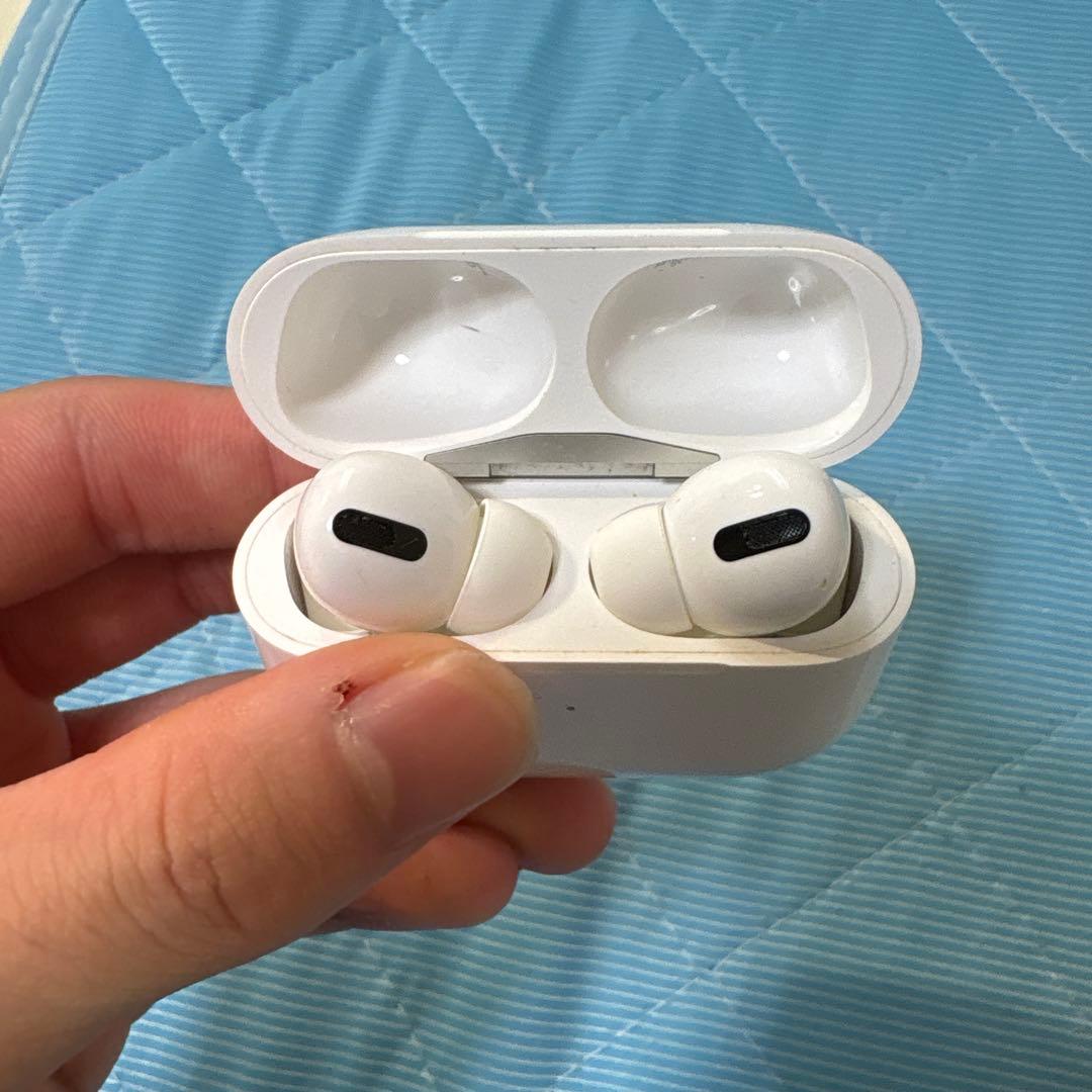 AirPods Pro 本体 ホワイト　箱付き