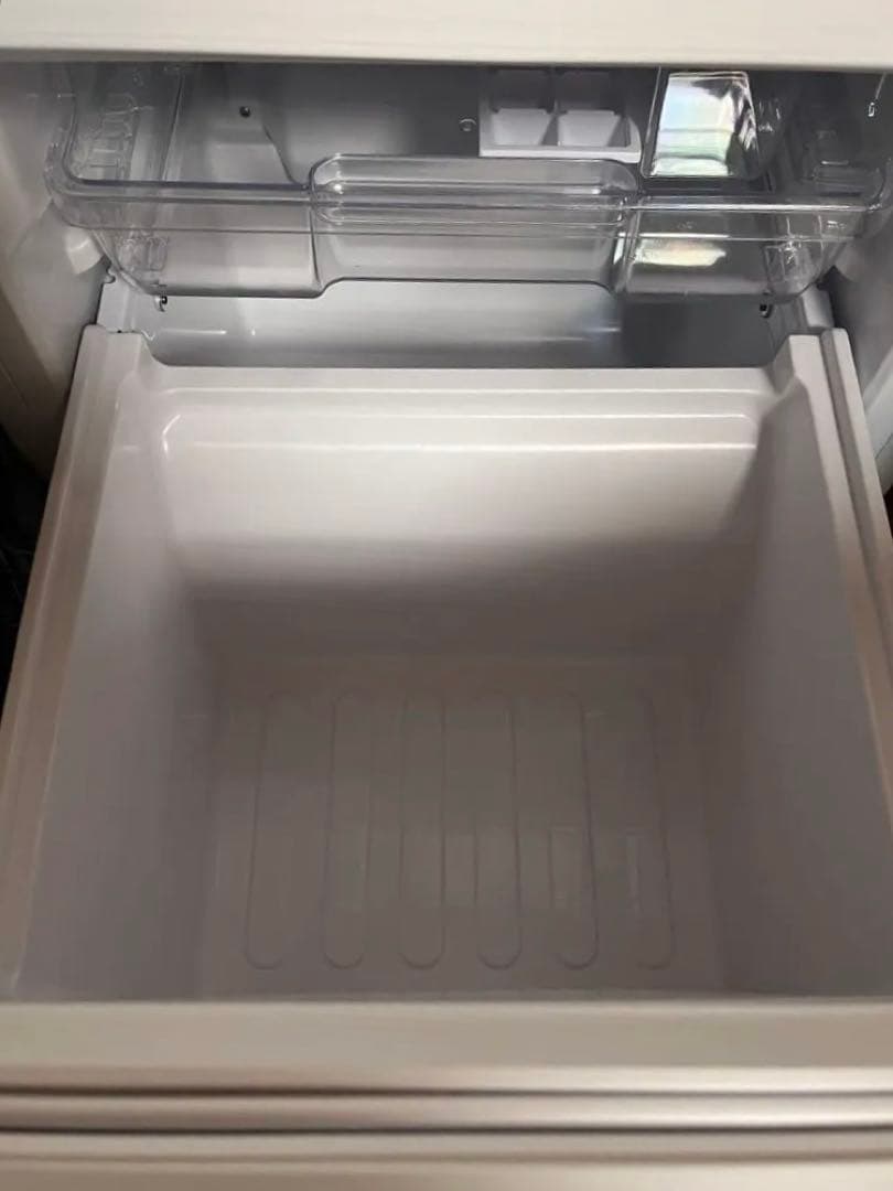 【美品】2021年製 SHARP 冷蔵庫SJ-D18G-W 179ℓ 2ドア