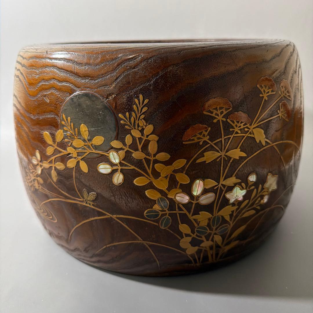 桐材 秋草蒔絵 火鉢 虫の音 螺鈿 陽刻 梨地