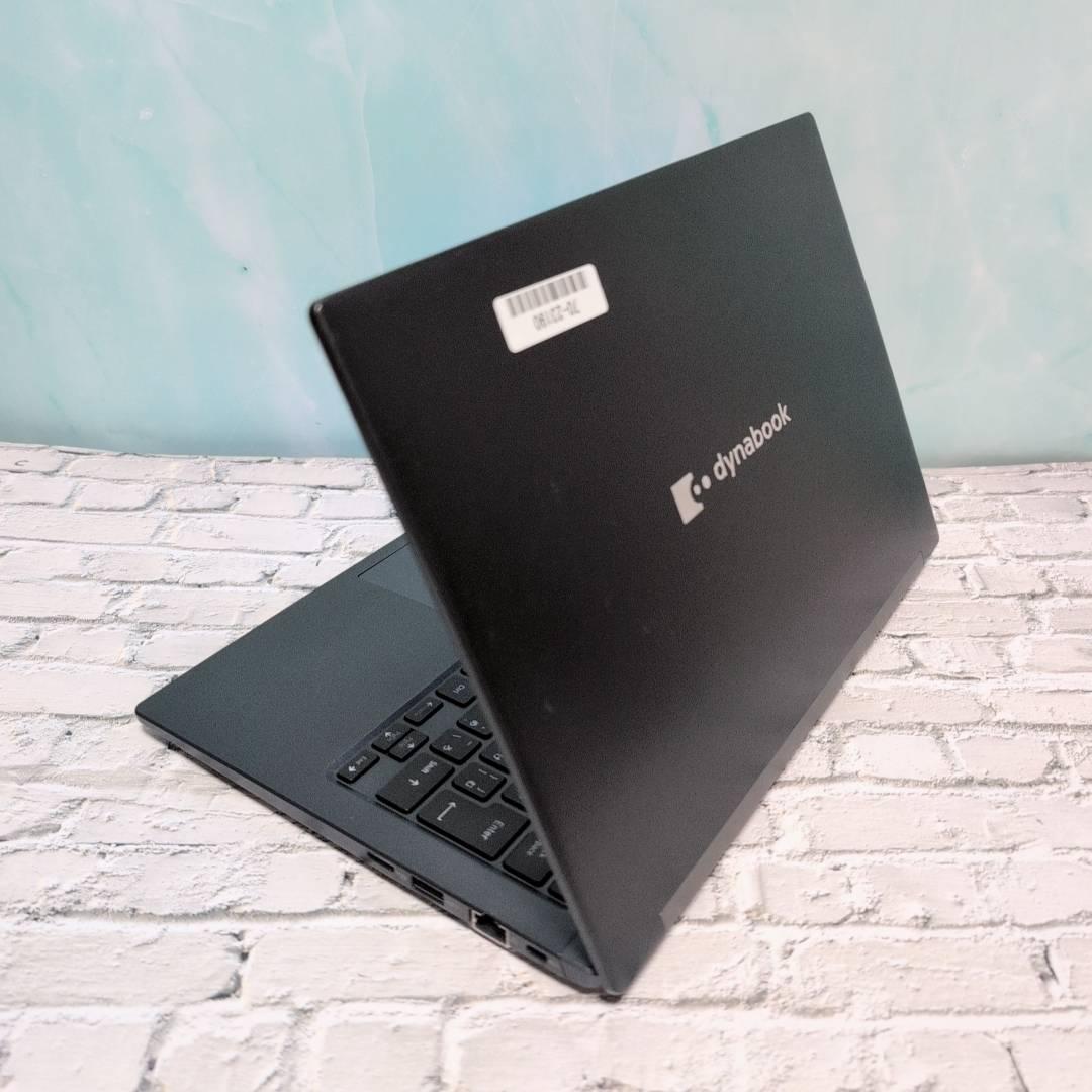 美品☆ dynabook G83HU 11世代 i5 16GB Office