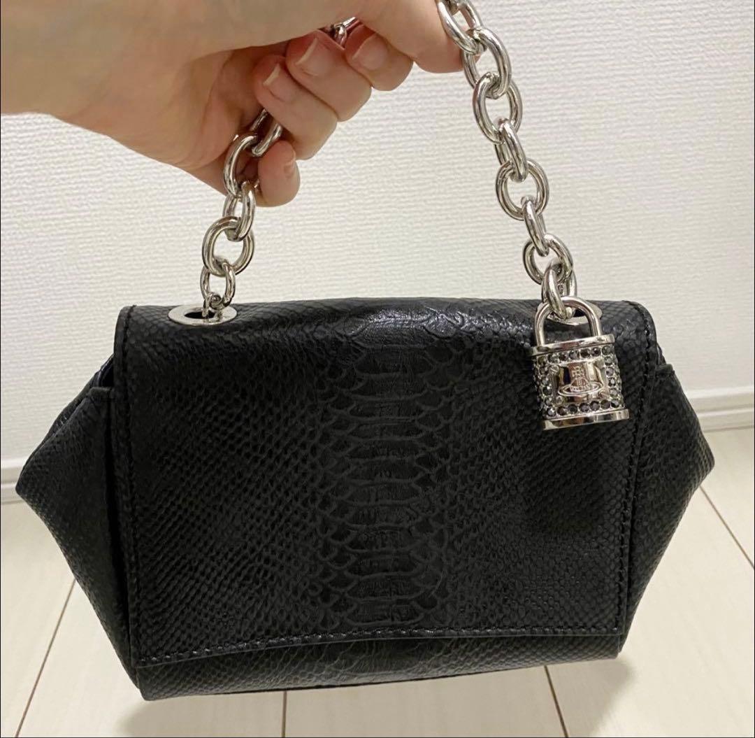 ヴィヴィアンウエストウッド　パドロック南京錠　牛革バッグ　新品　日本製