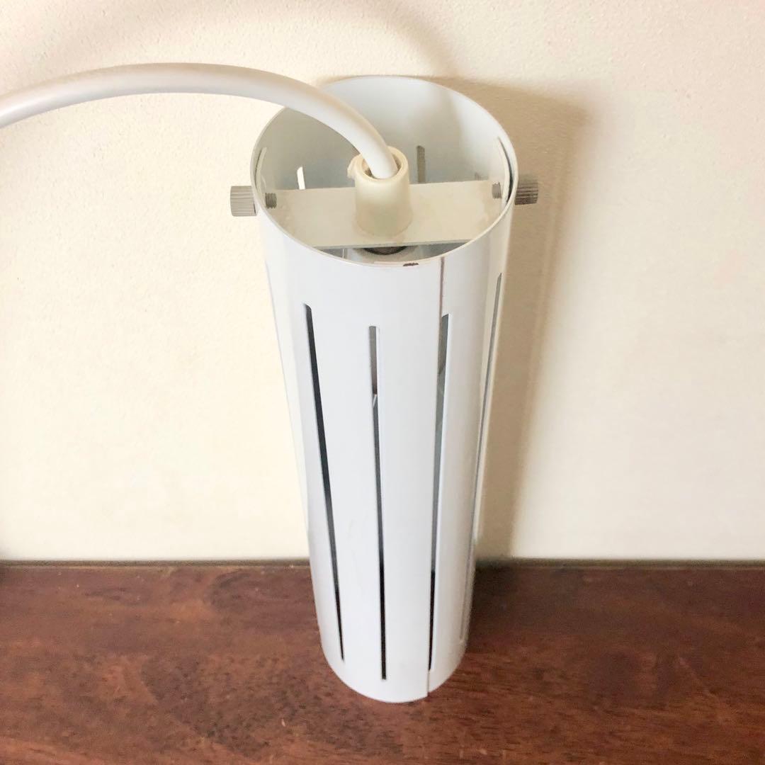 スウェーデン　北欧ビンテージ　ミルキーホワイト　シリンダー型ペンダントランプ