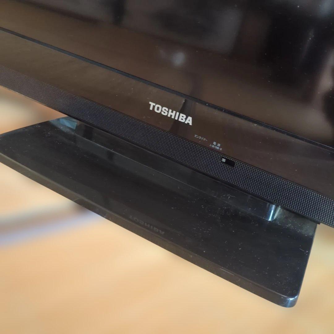 TOSHIBA　REGZA　40インチ　TV