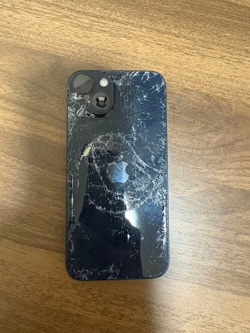 【iCloud消去済】iPhone 14 ジャンク品（背面・レンズ割れ）