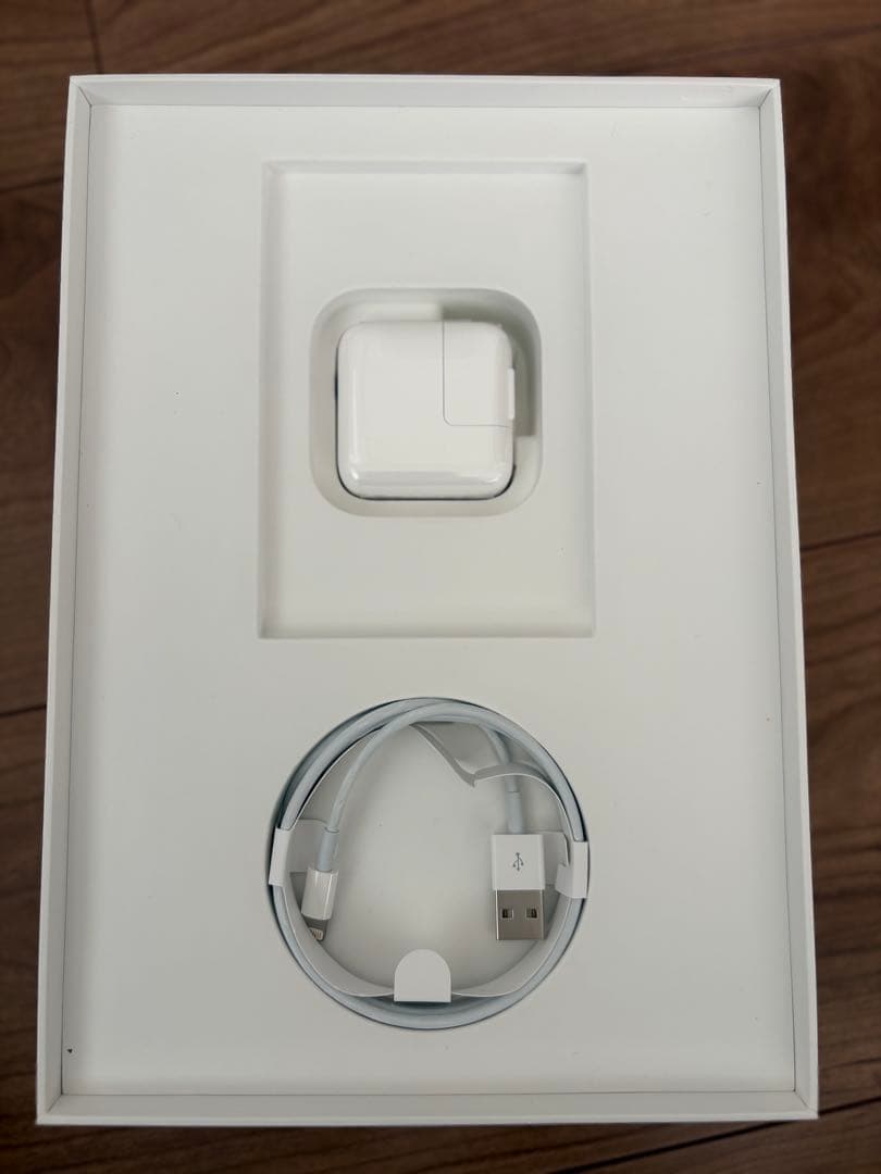 Apple iPad 第6世代 32GB Wi-Fi ゴールド 本体