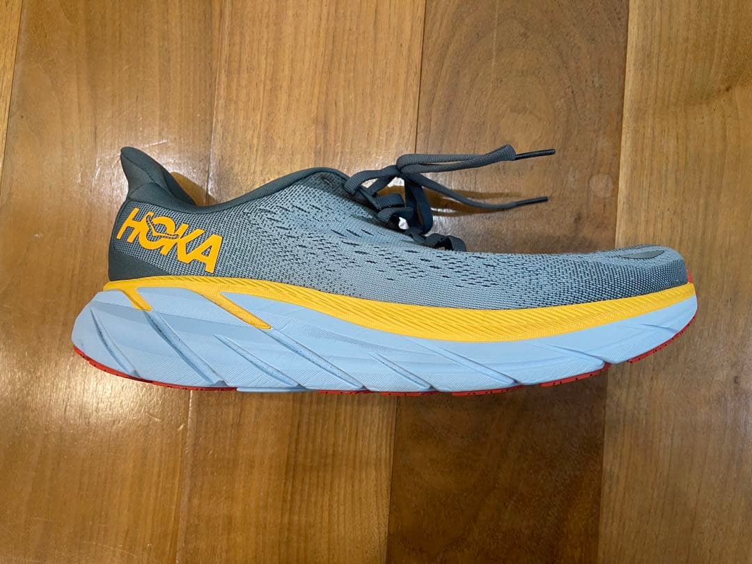 HOKA ランニングシューズ / CLIFTON 8 / 27.0cm