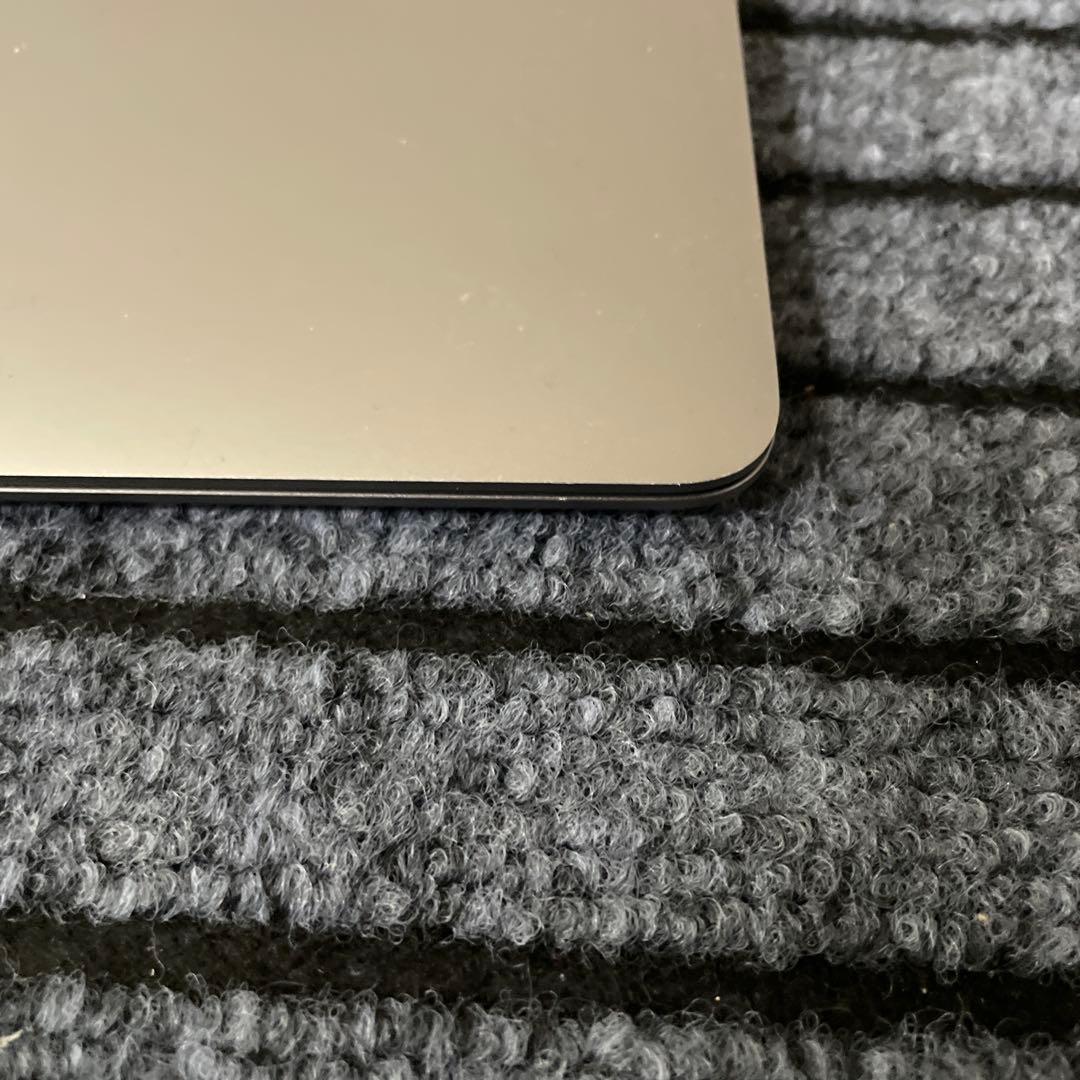 MacBook本体 143 MacBook Air 13.3 2020 M1 8GB 256GB