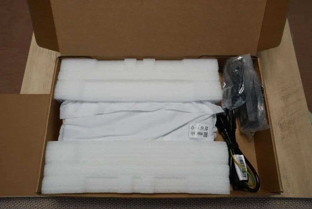 Acer Swift Go 14 ジャンク（Core i5/16GB/有機EL）