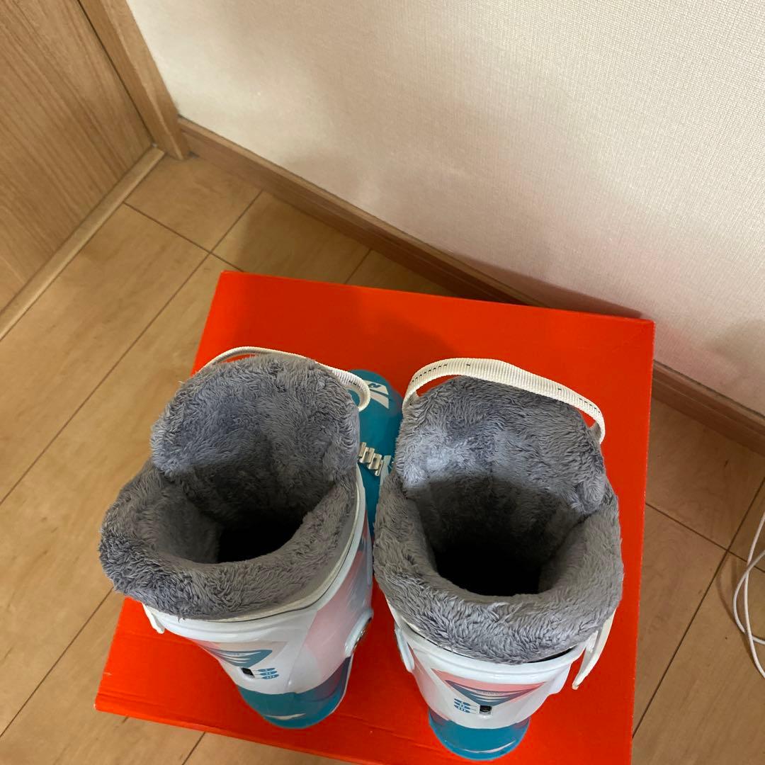 ノルディカ　NORDICA ジュニア用スキーブーツ　22-23 22.5