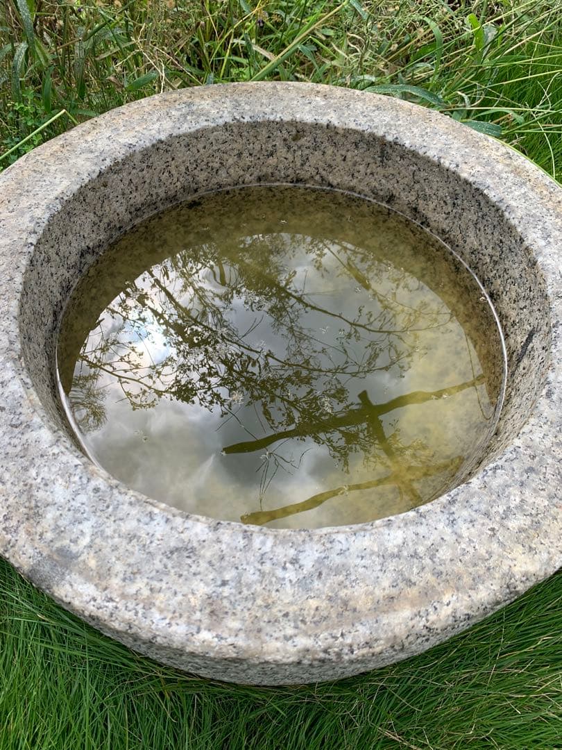 ②つくばい　59㎝✖️37㎝　引き取り限定