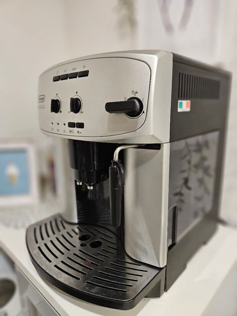 期間限定値下【動作確認済　Oリング新品】デロンギ　業務用　マグニフィカ　０２