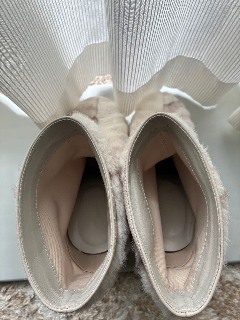 YELLO MINKY SHORT BOOTS 【Sサイズ】