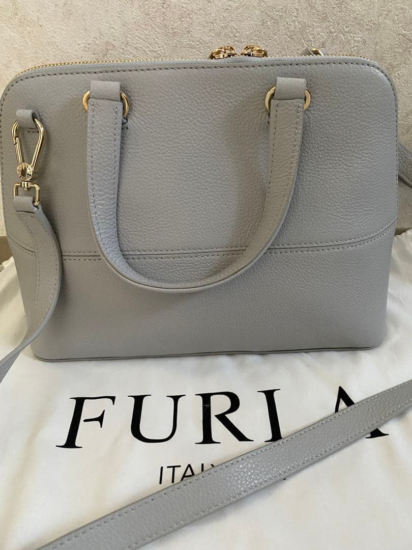 FURLA ショルダーバッグ