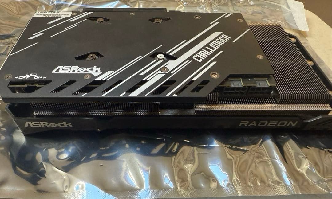 グラフィックボード・グラボ・ビデオカード ASRock RX 7600 XT Challenger 16GB