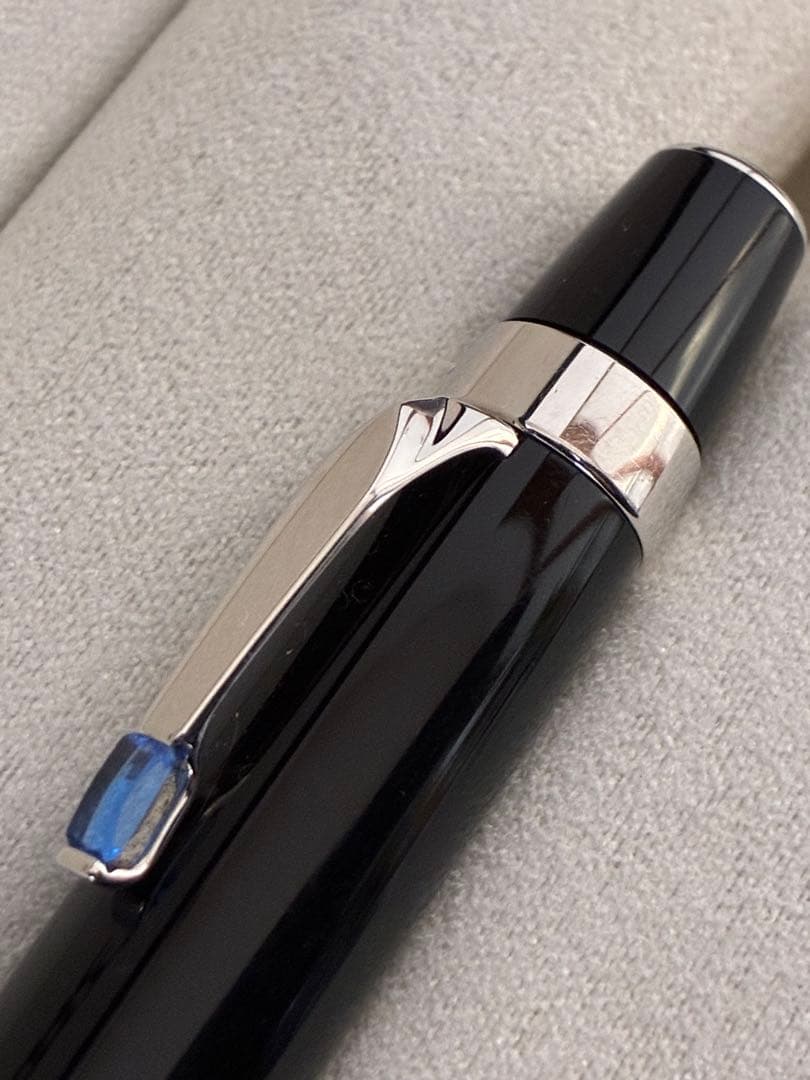 ◾️プラチナ◾️モンブラン◾️ボエム ボールペン◾️ブルーストーン◾️化粧箱付属◾️筆記良◾️