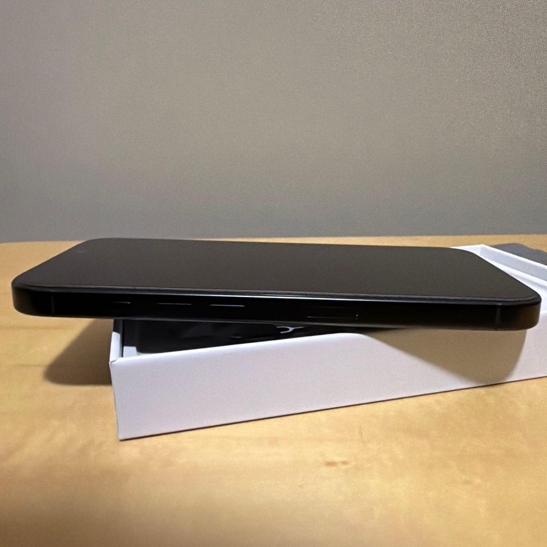スマートフォン本体 iPhone 16 Pro Black Titanium 256GB