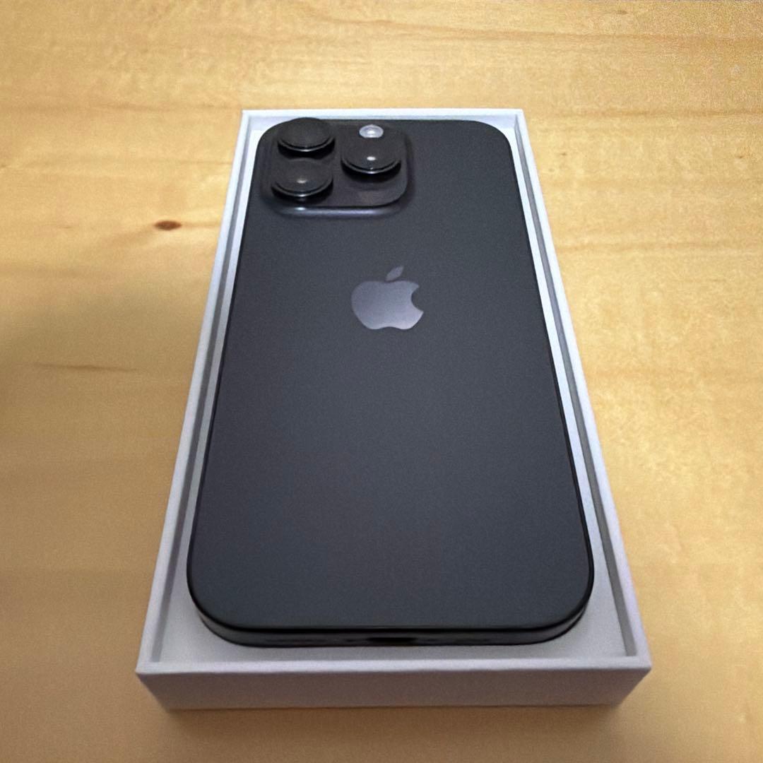 スマートフォン本体 iPhone 16 Pro Black Titanium 256GB