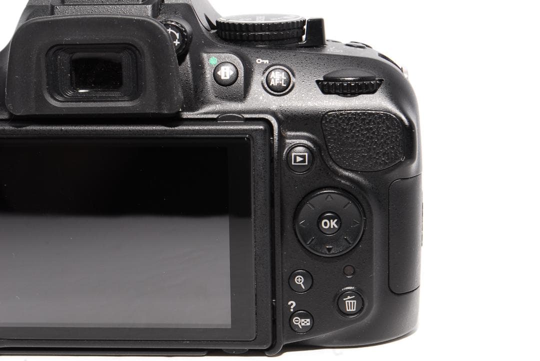 ✨初心者向け機種 スマホ転送可✨Nikon D5200ダブルレンズセット