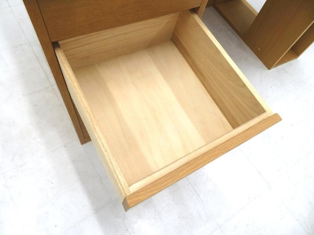 展示品　飛騨産業　キツツキ　オーク材　無垢材　デスク　書斎机　勉強机　収納付き