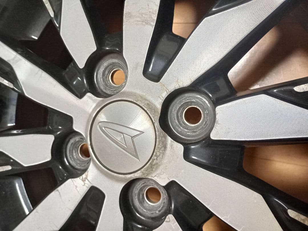 ダイハツ 純正 14インチ　ホイール タイヤ　2025年製 155/65R14