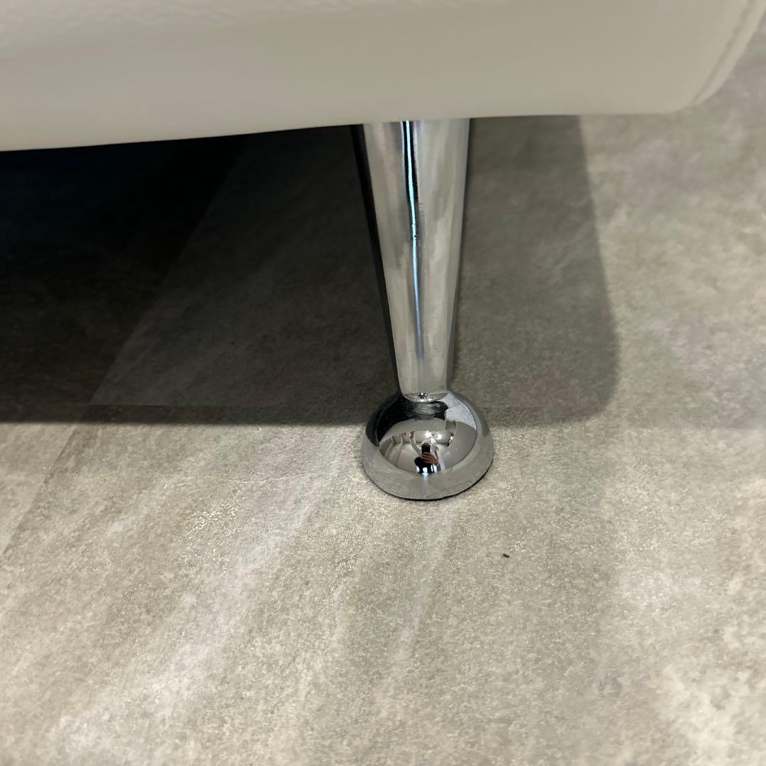 ホワイトモダンソファ　特注ホワイト