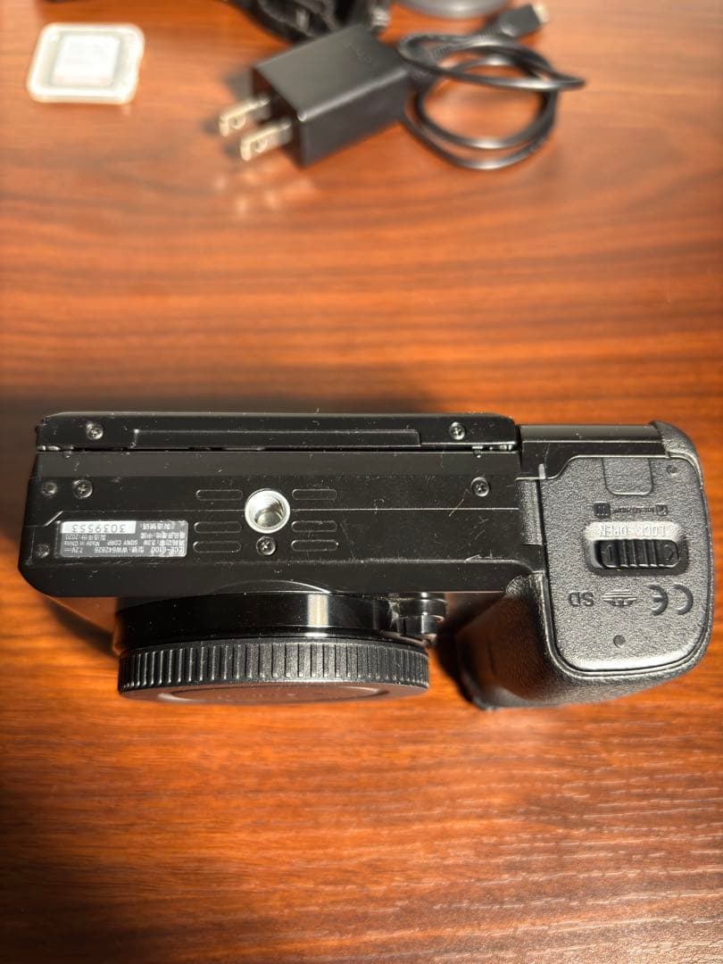 SONY ミラーレスカメラα6100本体+ズームレンズセット