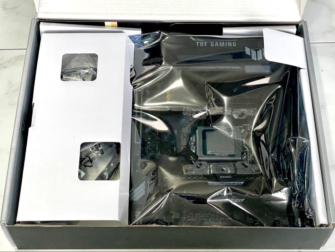 ASUS TUF GAMING B560+Core i7+16GB＋クーラー