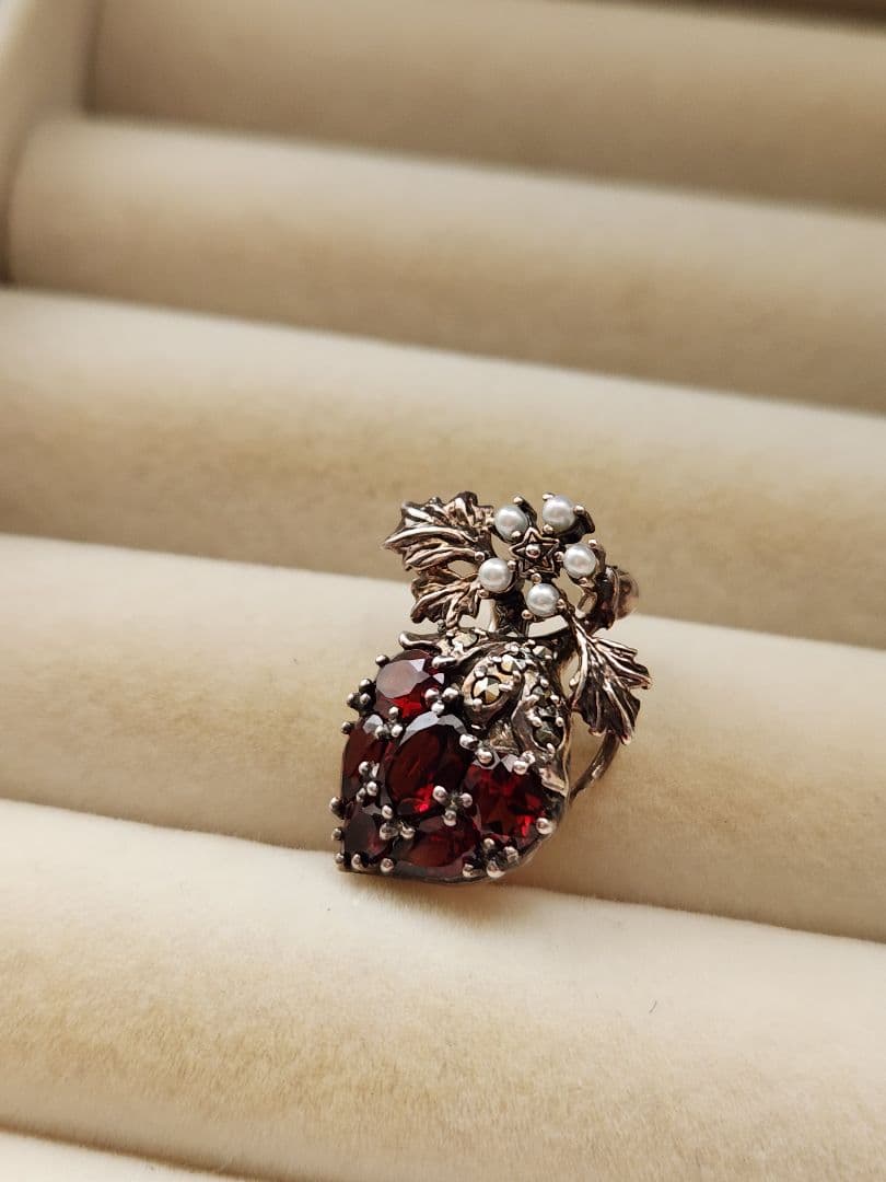 碌山　ガーネット　シルバー　ストロベリー