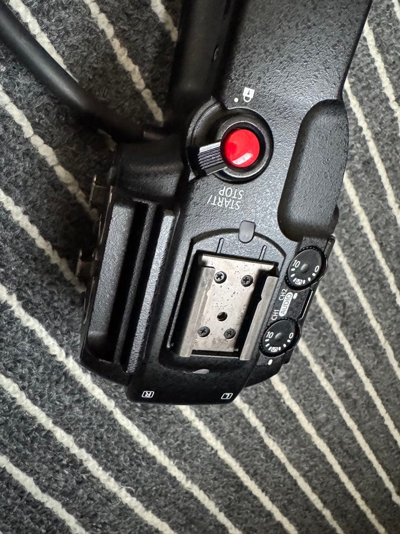 Canon EOS C100 Mark II ハンドルユニット