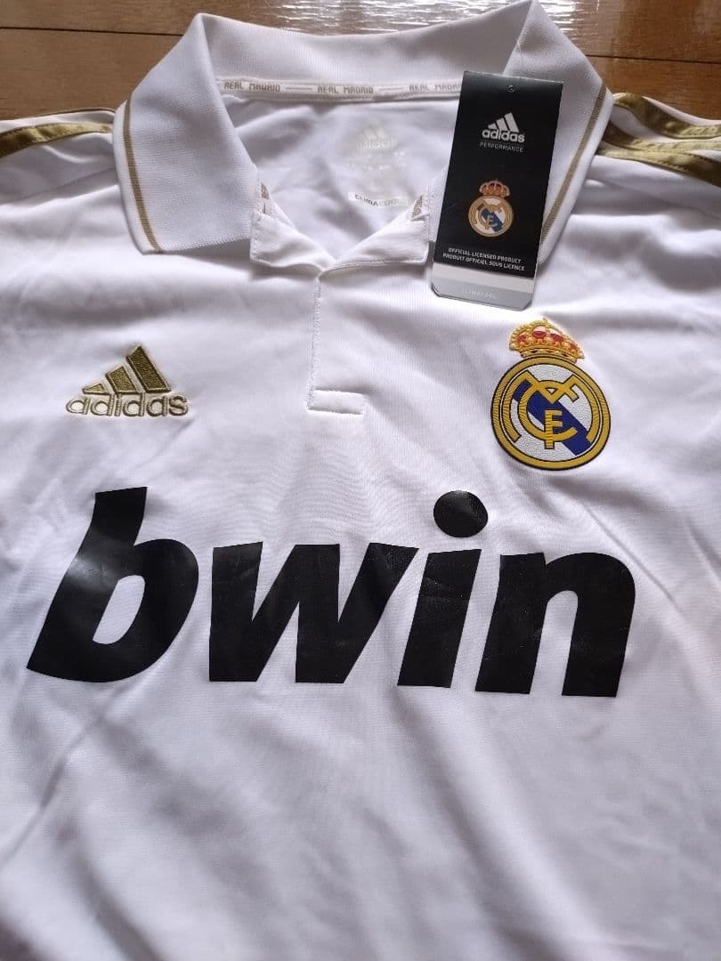 adidas レアル・マドリード　ゲームシャツ