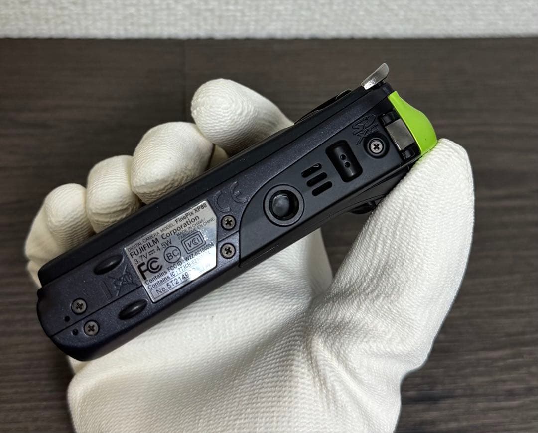 デジタルカメラ FUJIFILM FinePix XP80 防水