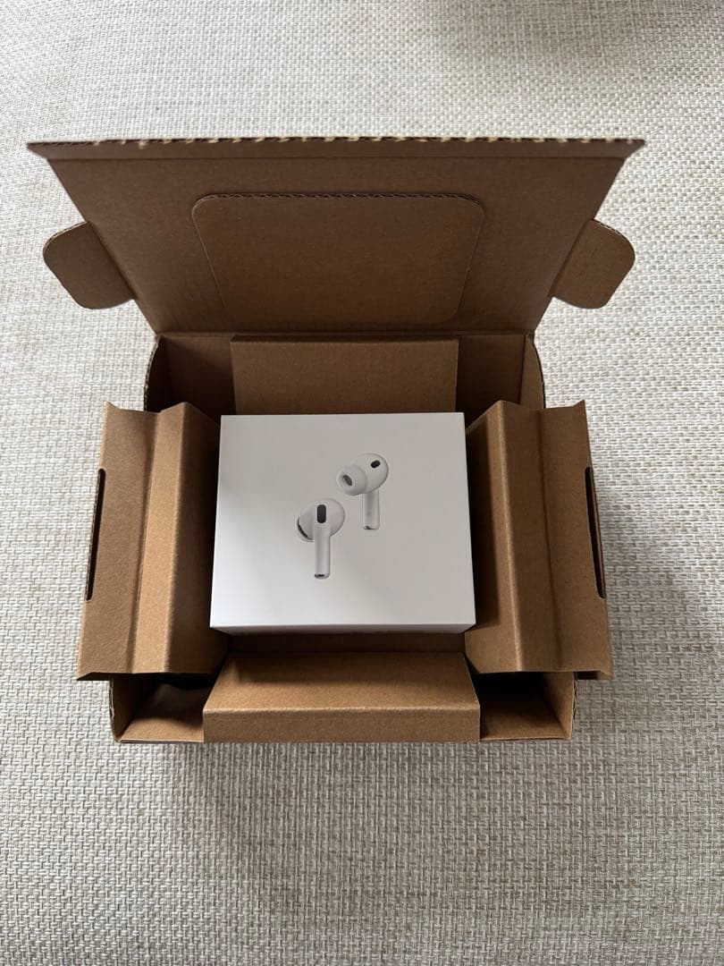 ほぼ新品 Apple AirPods Pro 3