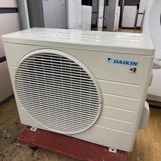 地域限定送料無料　美品 ダイキン おもに6畳用 ルームエアコン AN223AES
