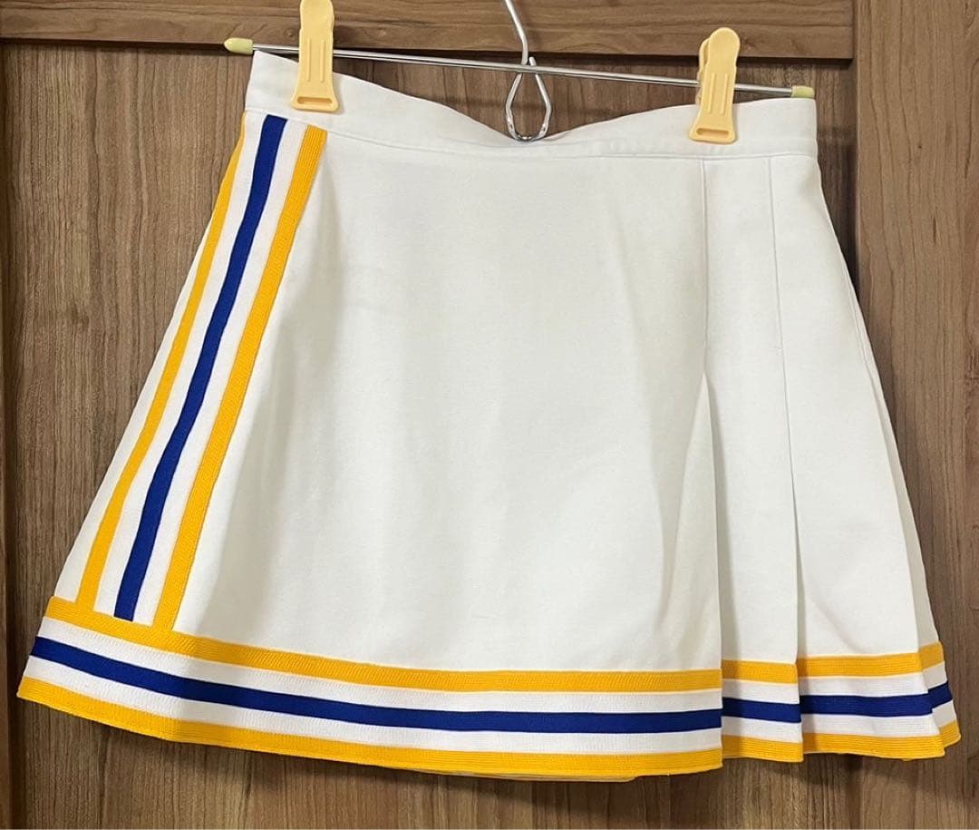 チアリーディングウェア 着画あり