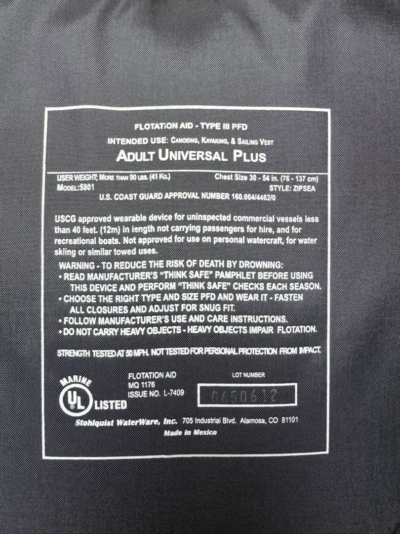 Stohlquist Fisherman ライフジャケット 緑