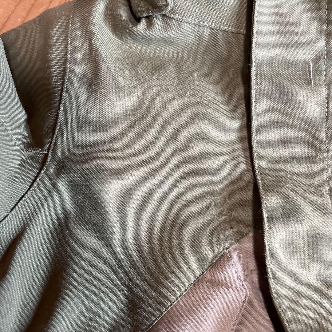 Burton スノーボードウェア　ジャンプスーツ　カーキ　2T