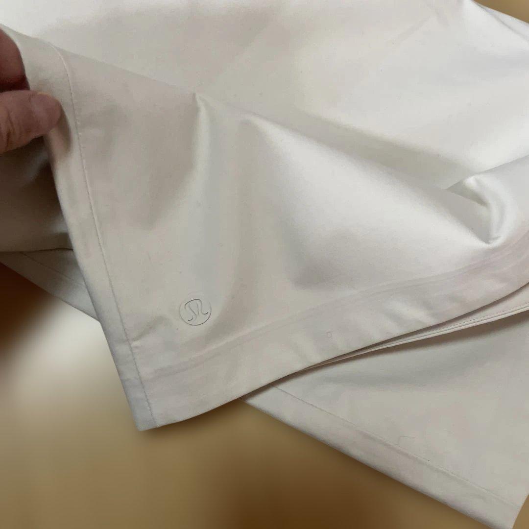 Lululemon 防水レインジャケットパ➖カーライトアイボリー色XS 未使用