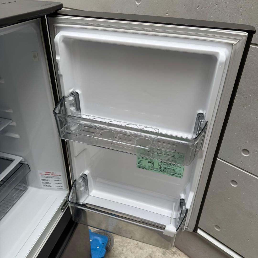 157⭐️2024年製美品★三菱電機　冷蔵庫　グレー　自動霜取り　一人暮らし