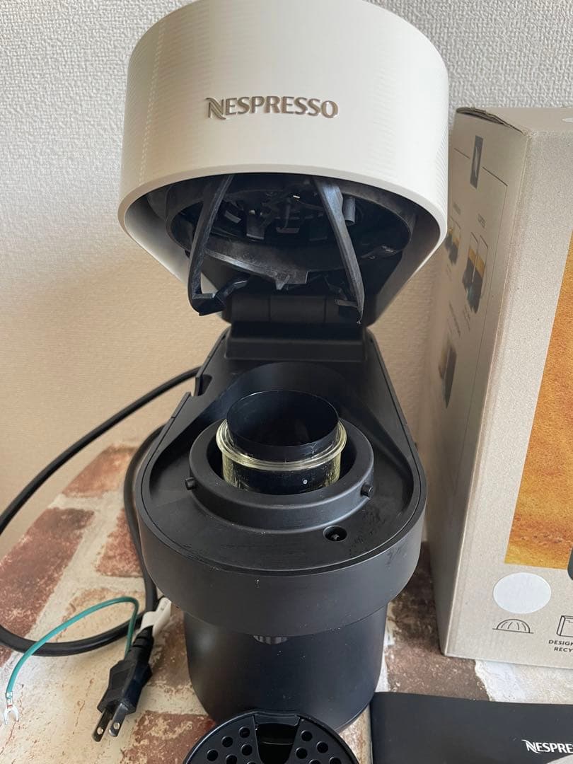 ネスプレッソ GCV2-WH-W ヴァーチュオ ポップ ココナッツホワイト