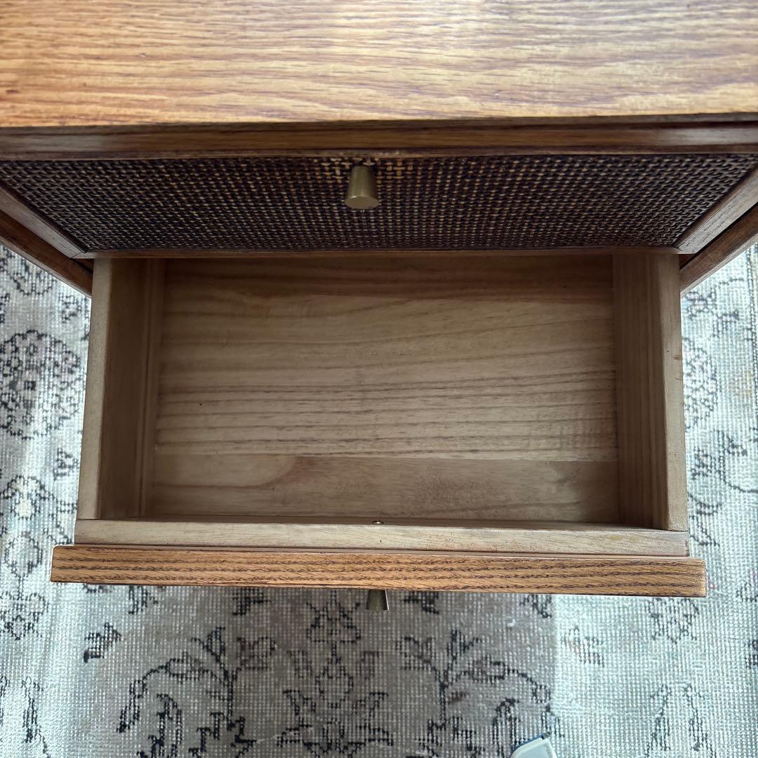 ヴィンテージ調 ラタン　木製サイドテーブル 2引き出し　ブラウン